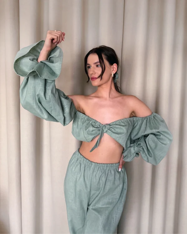 Almendras-roxana-giurgiu-poze-hompage-haine-in-3